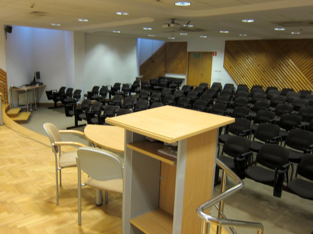 Centrum Konferencyjne Ibib Pan Varsóvia Exterior foto